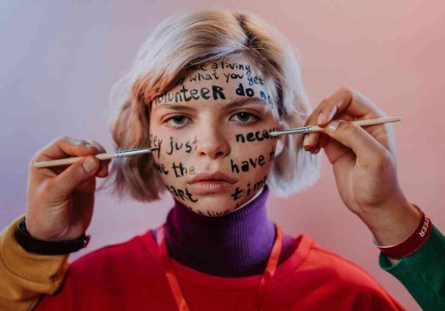 Kilka głosek zmienia życie. Dlaczego niektóre imiona mają łatwiej