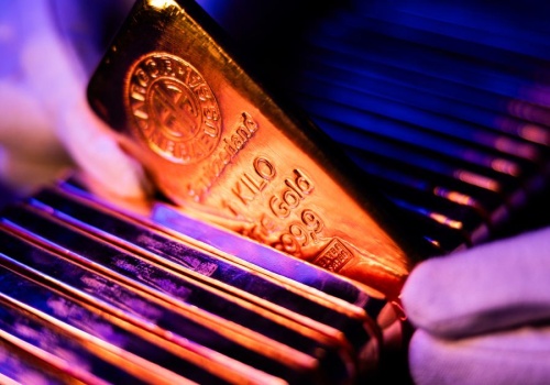 Spadki cen złota testują zaufanie inwestorów