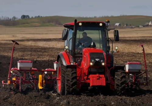 Ciągnik Belarus i spór z ARiMR. NSA wydał korzystny wyrok dla rolnika