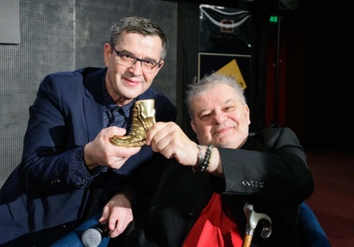 Krzysztof Globisz ze Złotym Glanem. Wyjątkowe wyróżnienie „za wielki talent, niezwykłą obecność i siłę”