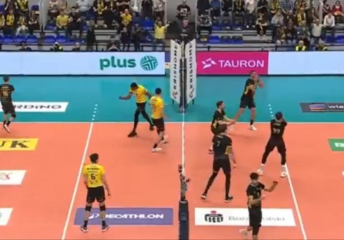 Co za mecz mistrza Polski. Cała hala skandowała 