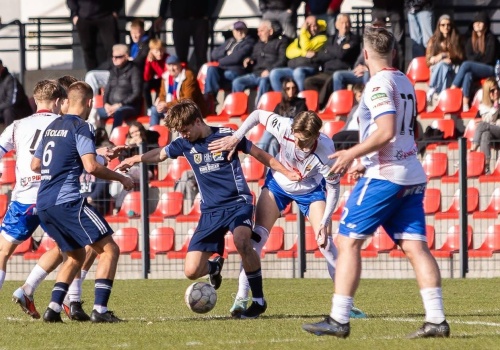 Gryf Słupsk remisuje ze Stolemem Gniewino 1:1. Trener słupskiej drużyny traci stanowisko