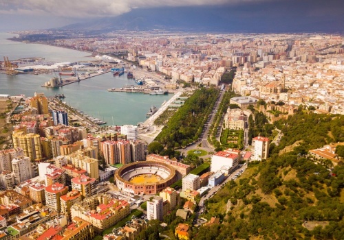 Gdzie jechać tanio w Europie? Ten nadmorski kurort bije rekordy popularności. Tu portfel nie ucierpi