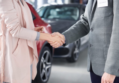 Raport: wybór nowego auta w Polsce trwa nawet trzy miesiące