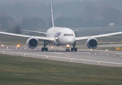 Jedno z największych polskich biur podróży podało pierwsze koszty wojny w Iranie