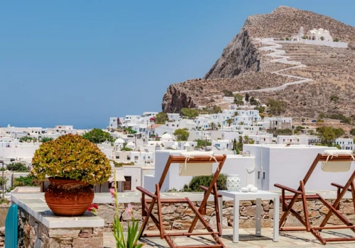 Alternatywa dla Santorini. Wyspa nietknięta przez masową turystykę