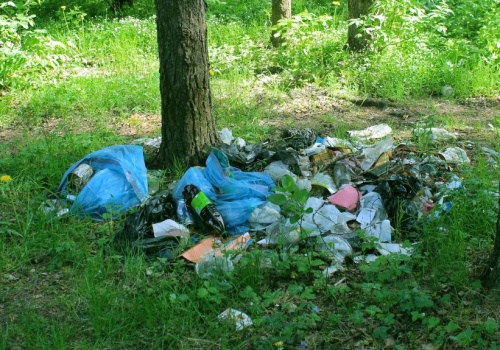 Kary za nielegalne składowanie odpadów