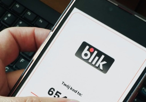 Myślała, że pomaga siostrze. Straciła blisko tysiąc złotych