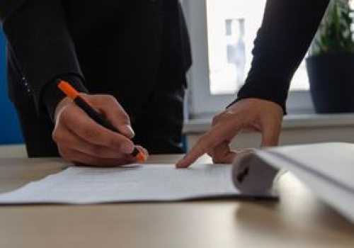 Zapytali Polaków o ich pracę. Alarmujące wnioski. 