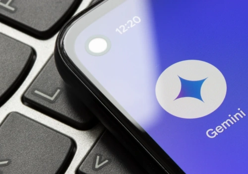 Naukowcy mówią wprost: Nie pytaj AI o osobiste porady