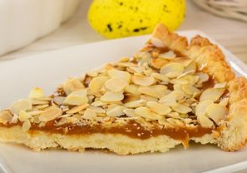 Kruchy mazurek napakowany bakaliami. Będzie ozdobą świątecznego stołu