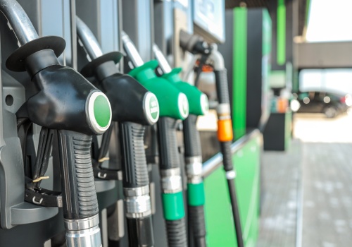 Rząd ogłasza stawki paliw na 3 kwietnia. Lekkie spadki wszystkich paliw