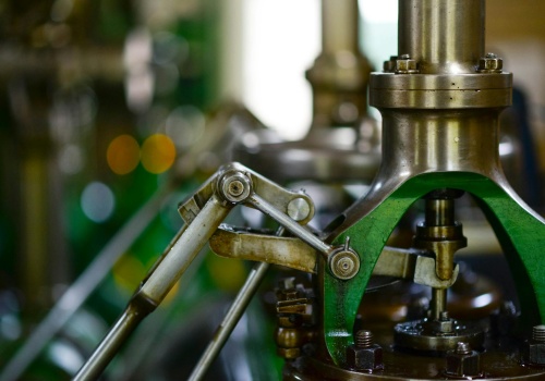 Siłowniki pneumatyczne – zastosowanie, rodzaje i jak wybrać odpowiednie rozwiązanie?