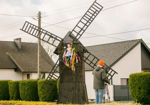 Na Śląsku połyka się bazie z palmy. Te wielkanocne zwyczaje zaskakują