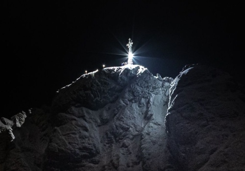 Nowa decyzja TPN: Krzyż na Giewoncie nie zostanie podświetlony