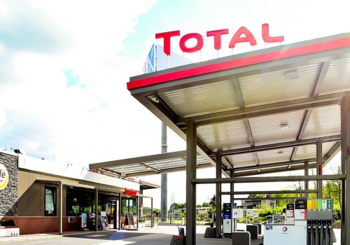 Szok cenowy w Niemczech. Oblężenie polskich stacji benzynowych przy granicy