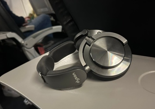 Ile kosztuje spokój w podróży? Sprawdziłem słuchawki Dyson OnTrac z ANC