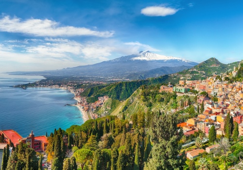 Taormina czeka – 3 noce na Sycylii ze śniadaniami ☀️🍊 Loty i hotel z widokiem na morze za 1069 PLN 😎
