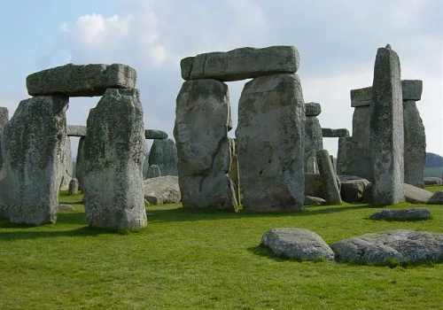 Te kamienne budowle nie powinny istnieć. Naukowcy wciąż nie mają odpowiedzi