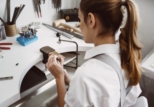 Prawniczka porzuciła branżę, by „towarzyszyć ludziom w najszczęśliwszych momentach”. Zarabia krocie