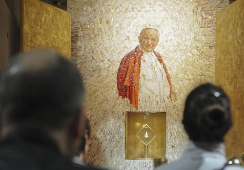 Rocznica śmierci Jana Pawła II. Krzyż na Giewoncie nie został podświetlony