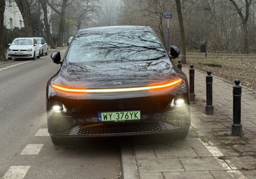 Xpeng G6 i G9 z aktualizacją XOS 5.8.7. Rozwiązuje problem, który opisywaliśmy, czyli nie zawsze pewną jazdą na autopilocie