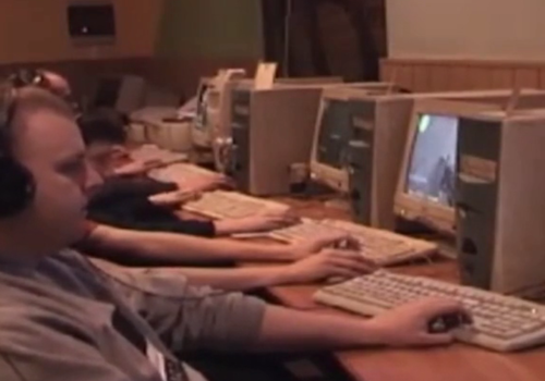 O tym, jak kafejki internetowe rozwinęły gaming w Polsce