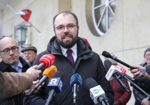 Zawieszony przez kontakty z Żurkiem? Dosadna odpowiedź Szczuckiego