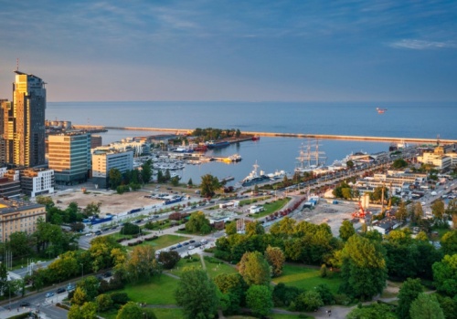 Dekpol z nowymi hektarami pod mieszkaniówkę w Gdyni