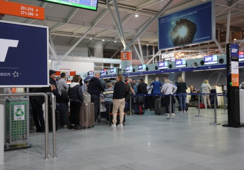 Kiedy lotnisko Chopina znosi limit płynów? Port zabrał głos. 