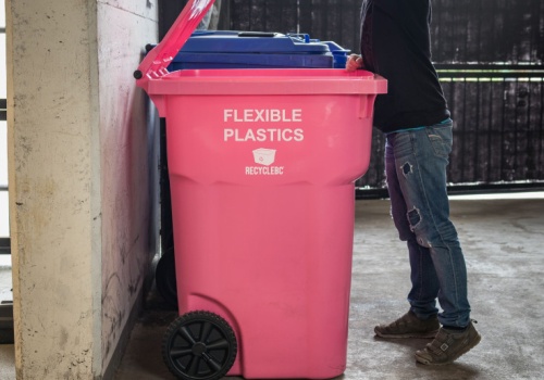 Różowe i czerwone pojemniki już pewne. Nowe kolory w segregacji odpadów