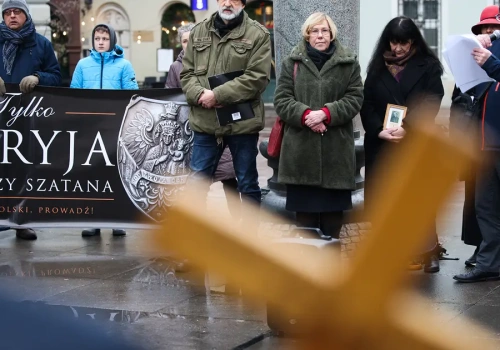 Polski antysemityzm i chrześcijaństwo MAGA. Dlaczego list biskupów wywołał burzę