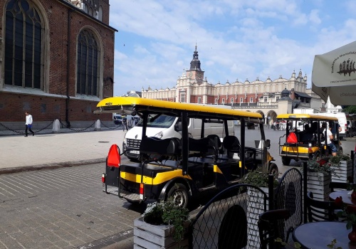 Były radny chce ubrać w „mundurki” kierowców meleksów. Lawina komentarzy