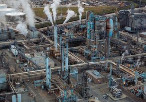 Po ataku Iranu wstrzymano pracę największego zakładu przetwarzania gazu w ZEA