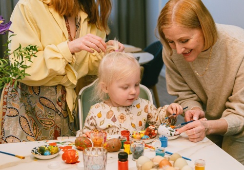 Dekoracje wielkanocne na ostatnią chwilę. Te patenty warto znać, kosztują grosze