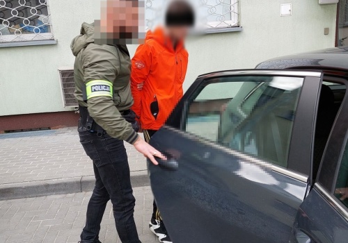 Międzyrzec Podlaski: troje mieszkańców woj. podlaskiego z zarzutami serii kradzieży w drogeriach