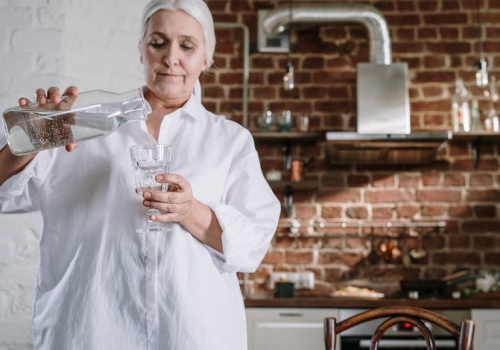 Amerykańskie agencje będą monitorować wodę pitną pod kątem obecności leków i mikroplastiku