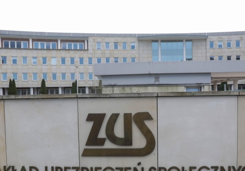 Negocjacje związkowców z zarządem ZUS zawieszone. Znamy datę wznowienia rozmów