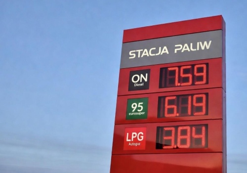 W Rzeszowie ceny benzyny i diesla niższe od limitów ministerstwa. Liderzy niskiej ceny