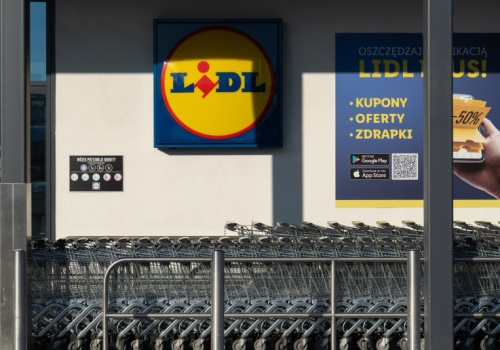 Lidl pozbywa się za 1 grosz w sobotę. Stoją tuż przy wejściu