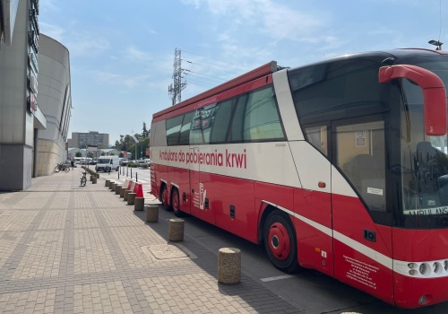 Podziel się życiem przed zakupami. Mobilna zbiórka krwi w Wola Parku