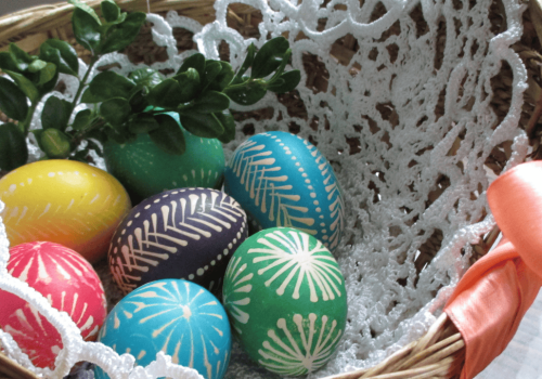 Najmodniejsze koszyki wielkanocne w 2026 roku. Trudno od nich oderwać wzrok