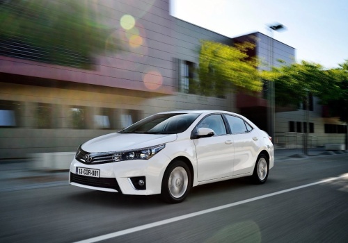 Toyota Corolla XI potrafi zachwycić trwałością. Pytamy mechanika, jak jest naprawdę