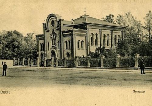 Zielona Góra wydała fortunę na makietę synagogi