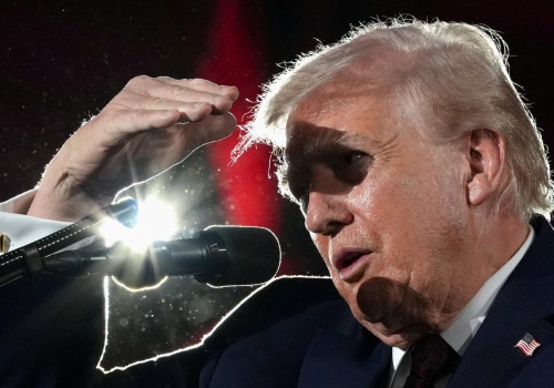 Donald Trump stawia ulimatum Iranowi i straszy piekłem. 