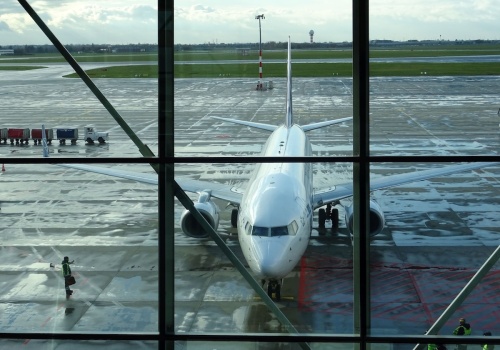 Lotniska wprowadzają ograniczenia dotyczące paliwa lotniczego