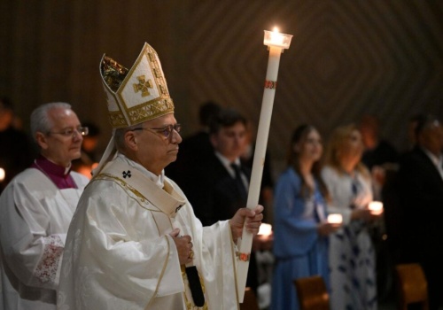 Leon XIV w Wigilię Paschalną: Życie Boga miłości jest życiem wiecznym