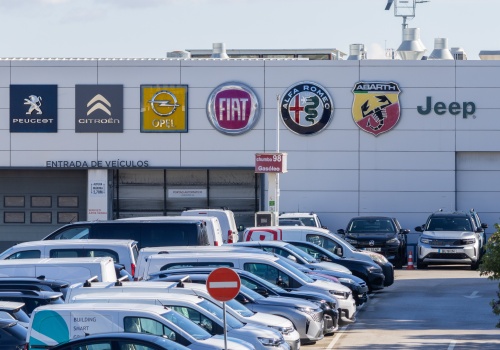 Masz takie auto? Koncern Stellantis wzywa właścicieli do serwisu