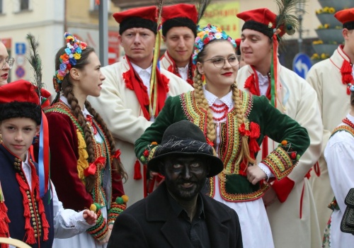 Dawna Wielkanoc: Siuda baba, dziady śmigustne i wózki dyngusowe