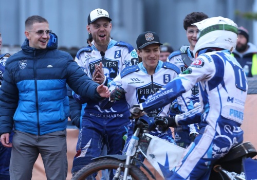 Żużel. Przekazał wieści po koszmarnej kraksie! Liczba urazów jest ogromna!